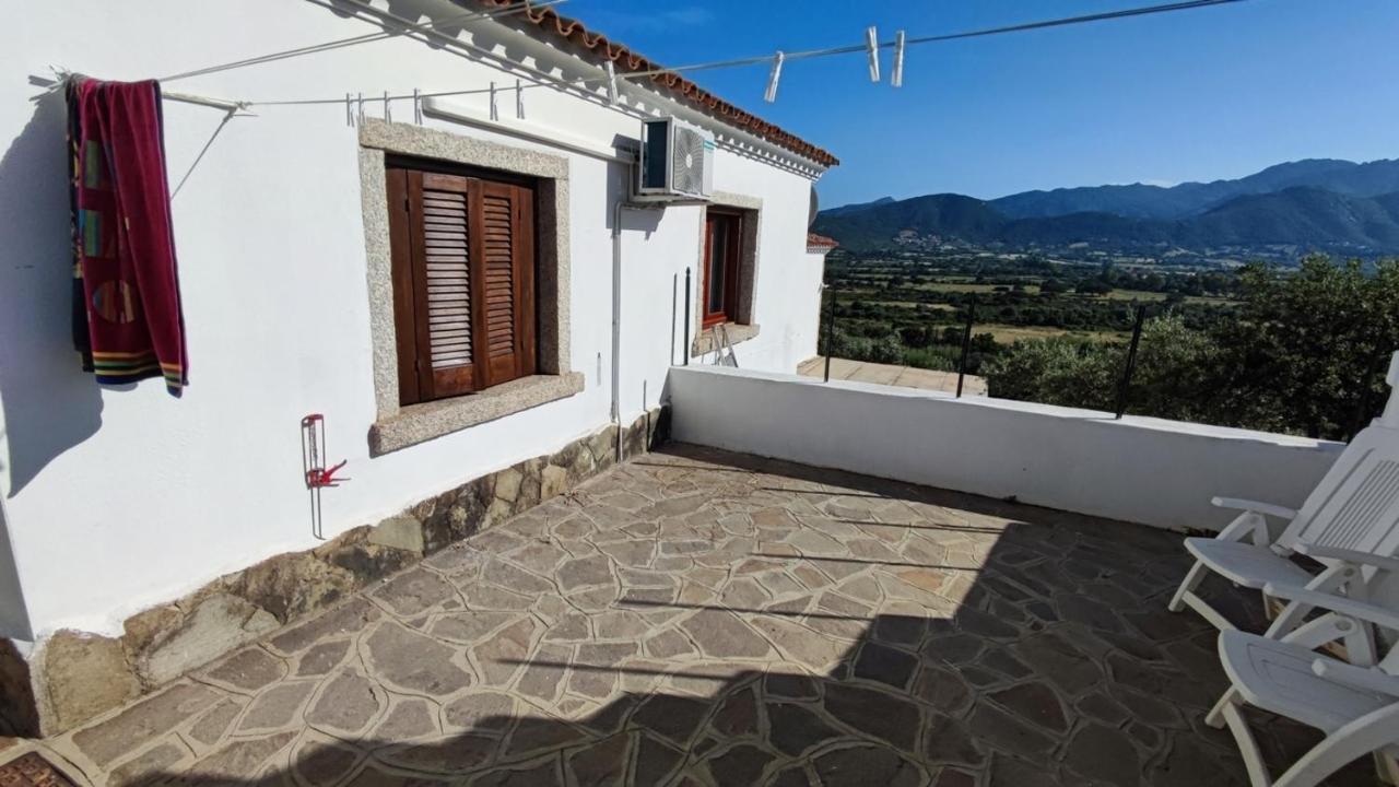 Casa L'Ulivariu Affittacamere San Teodoro  Bagian luar foto