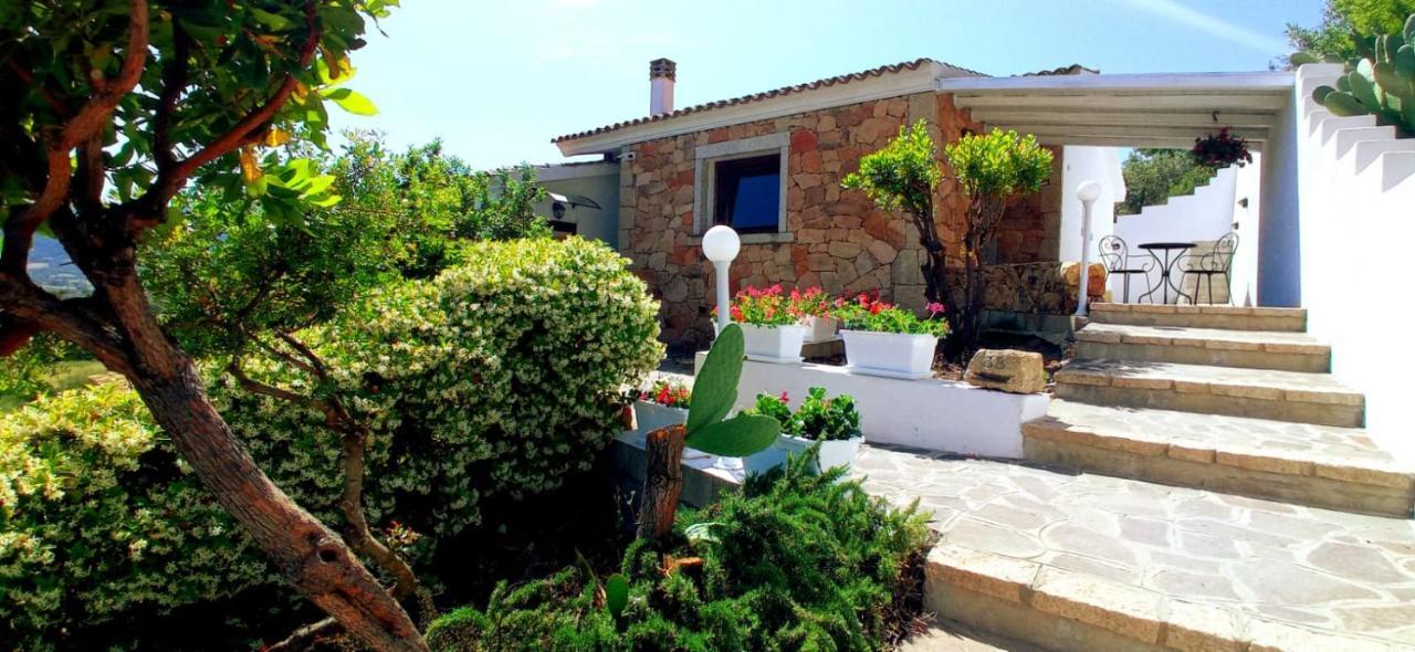 Casa L'Ulivariu Affittacamere San Teodoro  Bagian luar foto