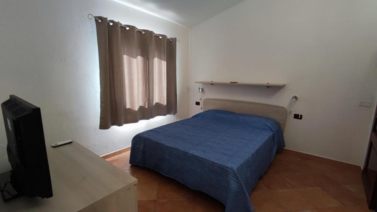 Casa L'Ulivariu Affittacamere San Teodoro  Bagian luar foto